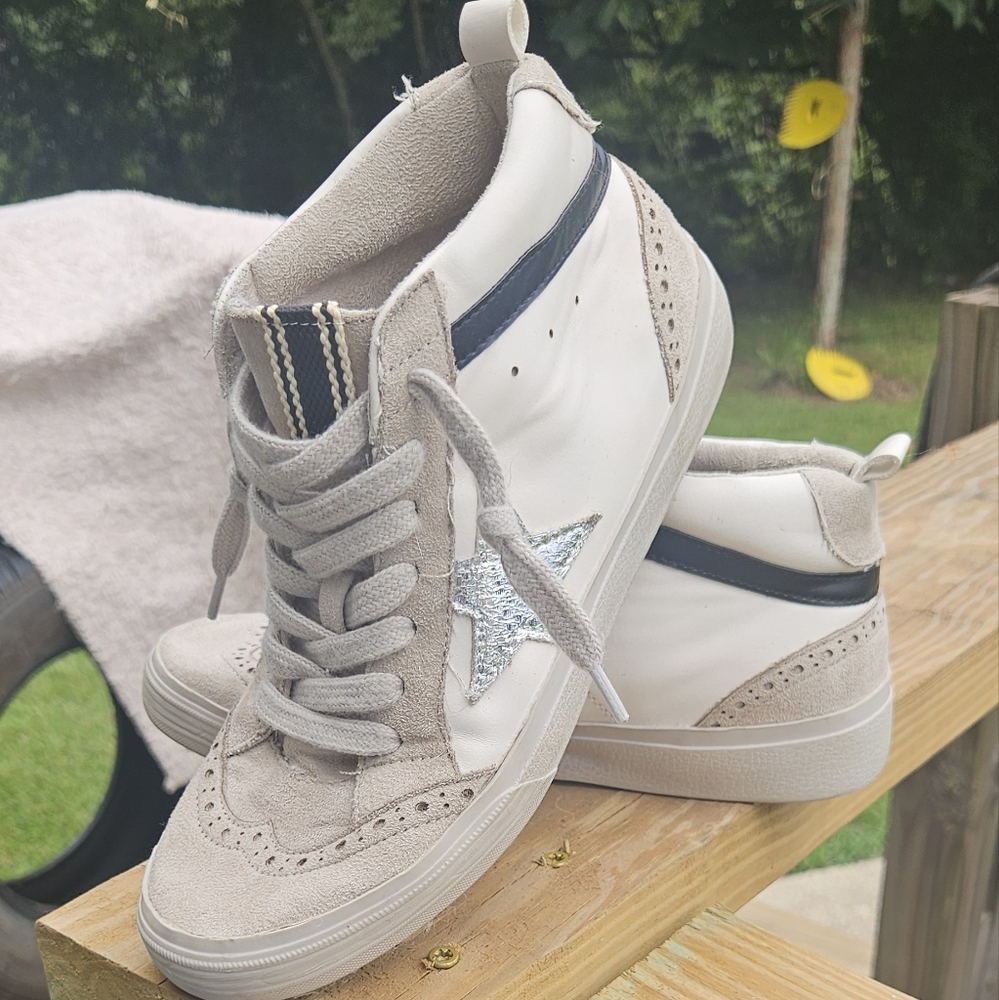 Women's High-Top Sneakers with Glitter Star